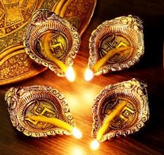 Golden Aluminium Swastika Oil Diya For Mandir Decoration