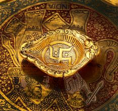 Golden Aluminium Swastika Oil Diya For Mandir Decoration
