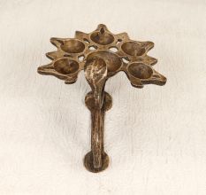 High-Quality Brass Aarti Oil Lamp in Brown Finish for Decor