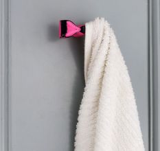 Pink and Black Iron Bow Modern Wall Hooks-3 Pieces