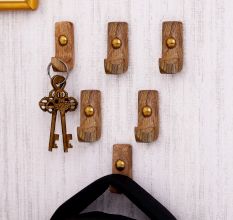 6 Pieces Small Natural Wooden Wall Hooks