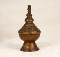 Handcrafted Brass Oil Lamp with Handle for Decoration