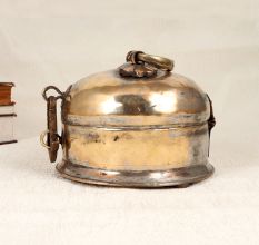 Handmade Round High-Quality Brass Jewelry Box for Decor