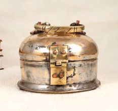 Handmade Round High-Quality Brass Jewelry Box for Decor