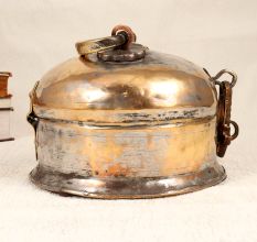 Handmade Round High-Quality Brass Jewelry Box for Decor