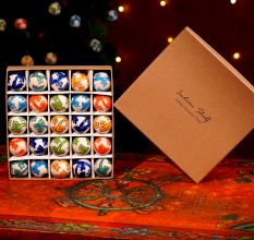 25 Pieces Decorative Multicolor Round Tiny Ceramic Christmas Ornaments