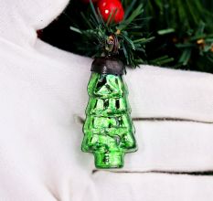 Tree Shape Christmas Ornaments