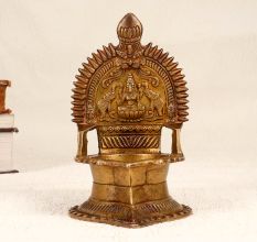 Gajalakshmi Oil Lamp Diya Made of Brass for Prayer Room
