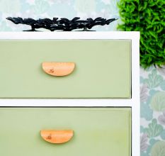 Decorative Wooden Bee Drawer Handles (Small Size)(3 Inches))