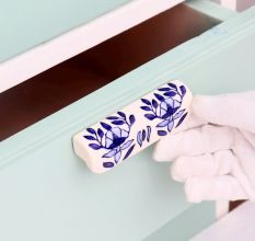 Ceramic Blue Leaf Floral Drawer Handle (Medium Size)