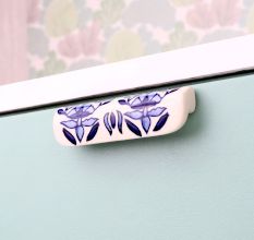 Ceramic Blue Leaf Floral Drawer Handle (Medium Size)