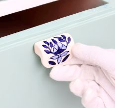 Modern Ceramic Blue Leaf Floral Drawer Handle (Small Size)