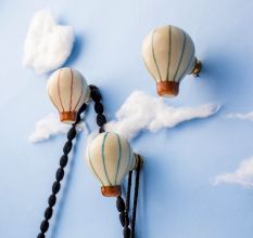 Multicolor Ceramic Hot Air Balloon Modern Kids Wall Hook-3 Pieces