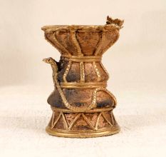 Tribal Art Cobra Oil Lamp Made of Brass in Brown Finish