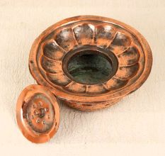 Handmade Vintage Copper Ugal-Daa Spittoon for Decoration