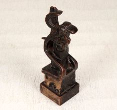 Modern Art Brass Statue in Fine Finish for Home Decoration