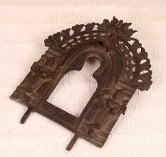 Vintage Finish Decorative Prabhavali Made of High-Quality Brass