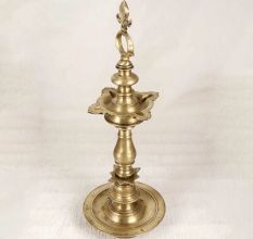Vintage High-Quality Brass Oil Lamp for Prayer Room