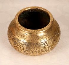 High-Quality Brass Engraved Cooking Pot for Flower Decoration