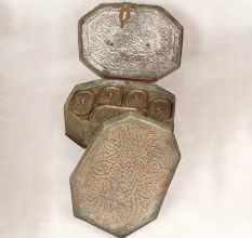 Handcrafted Traditional Copper Paan Daan for Vintage Collection
