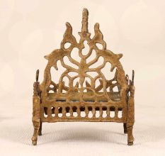 Beautiful Jali Work Lord Krishna Bed Singhasan Made of Brass