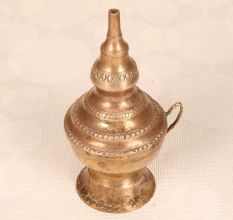 Unique Handmade Brass Oil Lamp in Brown Finish for Decor