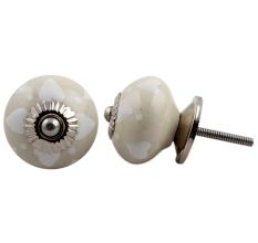 Cream Heart Dot Knob (1)