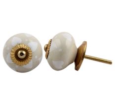 Cream Heart Dot Knob (1)