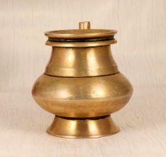 Handcrafted Finest Traditional Water Pot Made of Brass for Decor