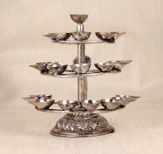 Traditional Indian Brass Aarti Oil Lamp in Silver Finish for Decor