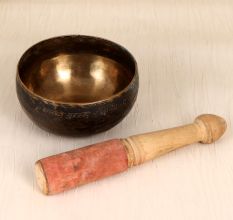 Handcrafted Traditional Om Singing Bowl Made of Bell Metal