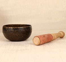 Handcrafted Traditional Om Singing Bowl Made of Bell Metal