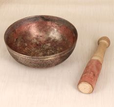 Vintage Sturdy Bell Metal Meditation Bowl with Wooden Mallet