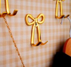 3 Pieces Decorative Gold Aluminium Bow Wall Hooks