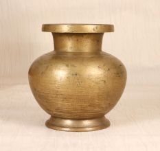 Plain Brown Holy Water Pot Made of High-Quality Brass