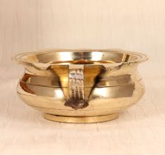 Handmade Shiny Golden Finish Brass Urli for Flower Decor