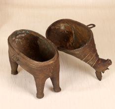 Tribal Art Handmade Brass Jewelry Box from Odisha in Vintage Finish