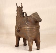 Tribal Art Handmade Brass Jewelry Box from Odisha in Vintage Finish