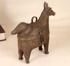 Tribal Art Handmade Brass Jewelry Box from Odisha in Vintage Finish