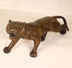 Handcrafted Pair of Tiger Statue Made of Brass with Engraving