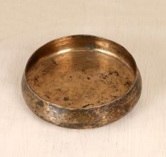 Vintage Plain Finish Bell Metal Holy Pot for Flower Decoration