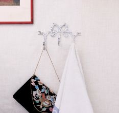Modern Black White Bow Shape Iron Hook