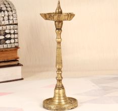 Sturdy Handmade Brass Oil Lamp in Traditional Design for Decor