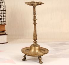 Sturdy Handmade Brass Oil Lamp for Home and Office Decoration