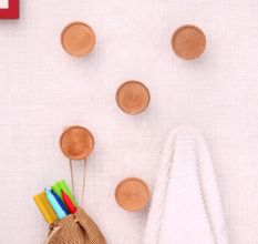 Round Natural Wooden Wall Hooks-6 Pieces