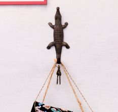 Decorative Antique Iron Crocodile Design Wall Hook