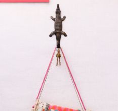 Decorative Antique Iron Crocodile Design Wall Hook