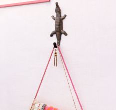 Decorative Antique Iron Crocodile Design Wall Hook