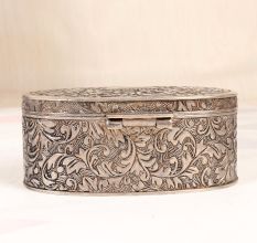 Vintage Grey Finish Metal Oval Box with Engraving for Decoration