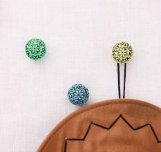 Multicolor Floral Parent Iron Wall Hooks-3 Pieces